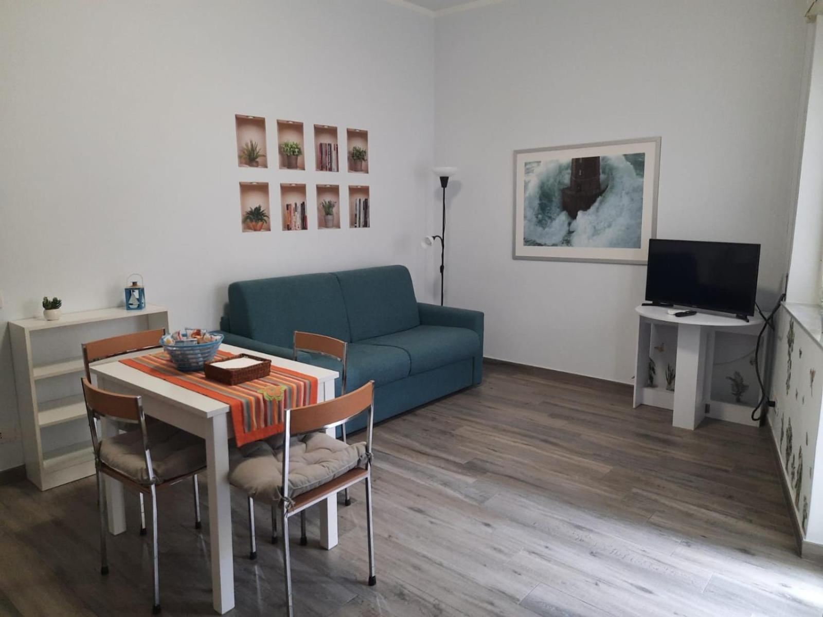 Ridi Zona Ospedaliera Apartment *